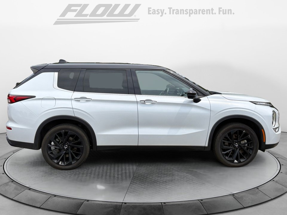 Used 2023 Mitsubishi Outlander SEL AWD/4WD image 10
