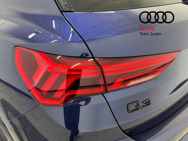 Certified 2025 Audi Q3 2.0T Premium w/ Convenience Package AWD/4WD image 10