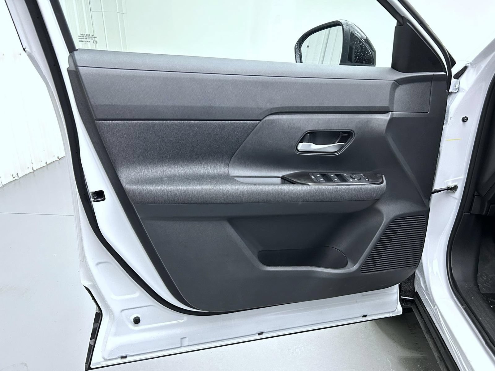 New 2027 Nissan Kicks SV AWD/4WD image 9