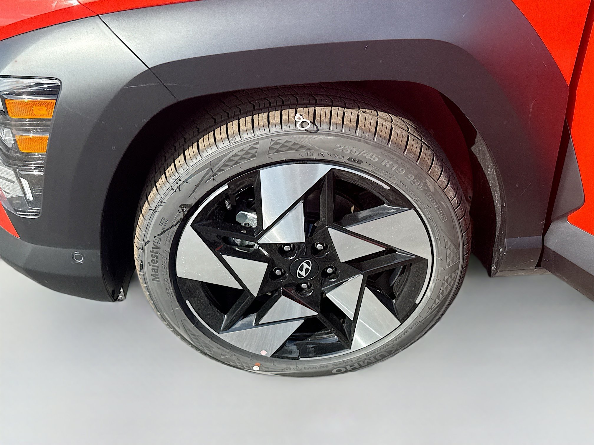 New 2026 Hyundai Kona Limited FWD image 25