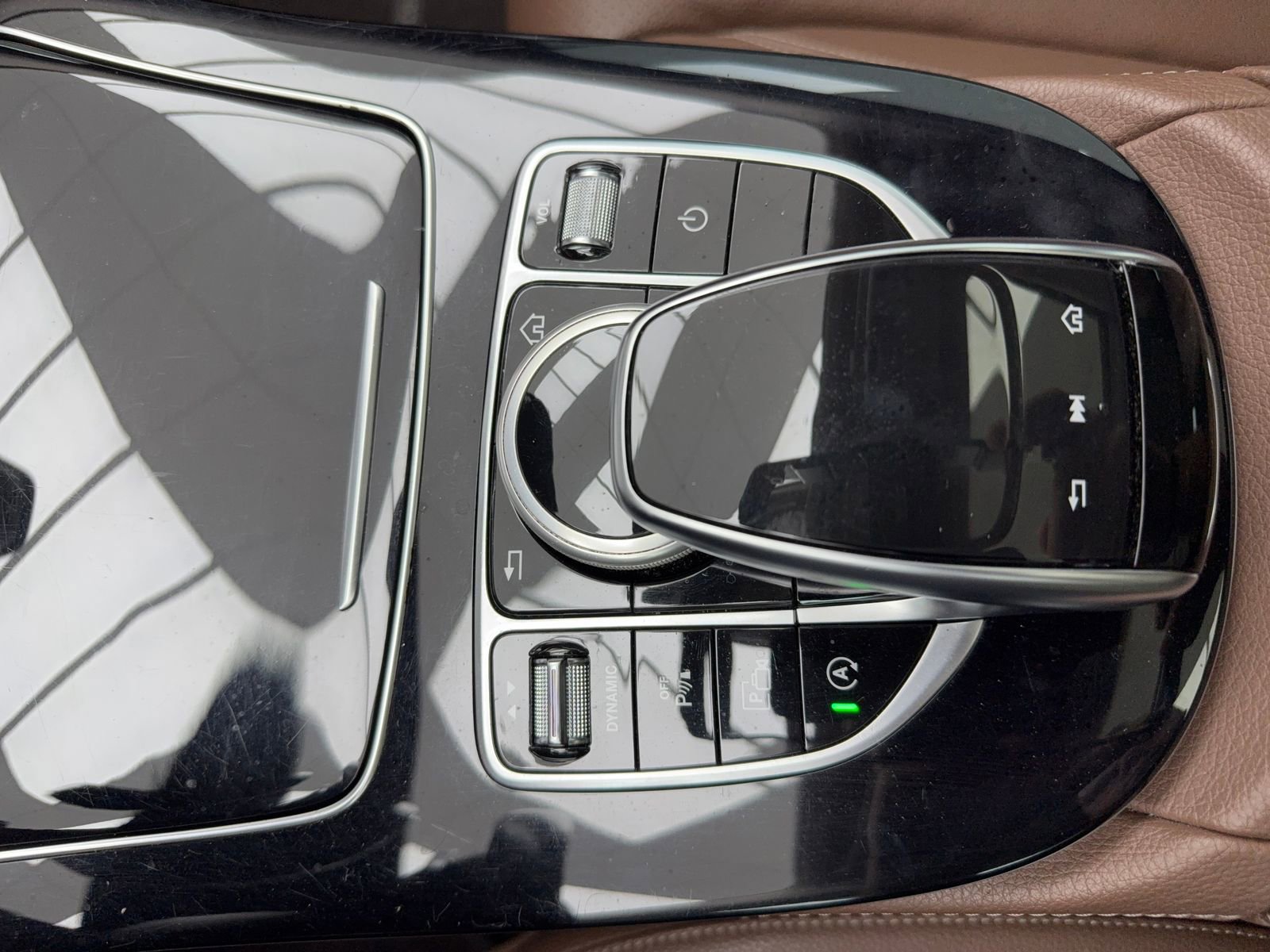 Used 2017 Mercedes-Benz E 300 image 32