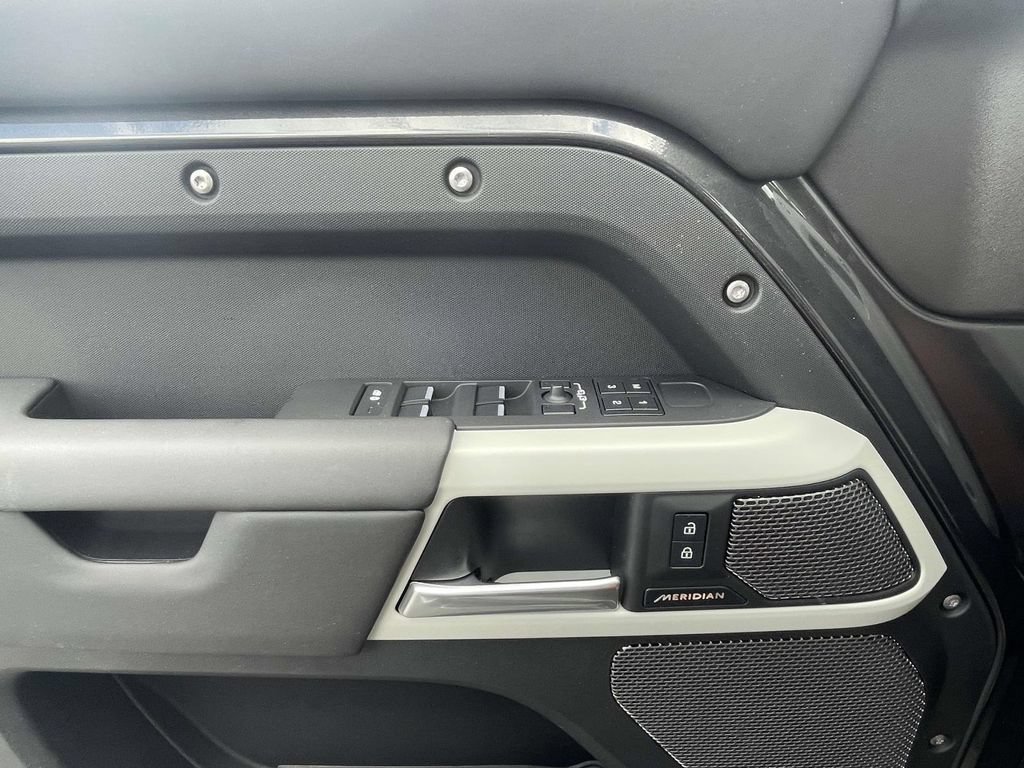 Certified 2024 Land Rover Defender 110 S AWD/4WD image 29