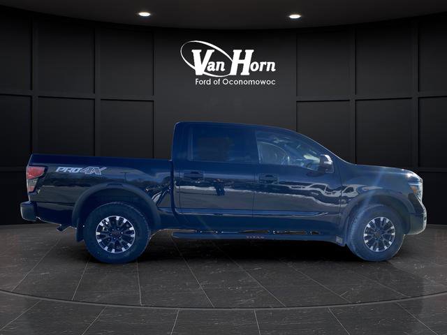 Used 2023 Nissan Titan PRO-4X w/ Pro-4x Convenience Package image 2