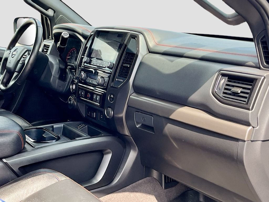 Used 2022 Nissan Titan PRO-4X w/ Pro-4x Convenience Package image 30