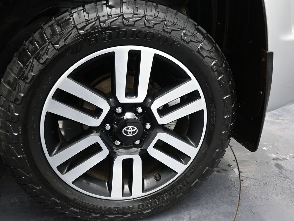 Used 2022 Toyota 4Runner Limited image 50