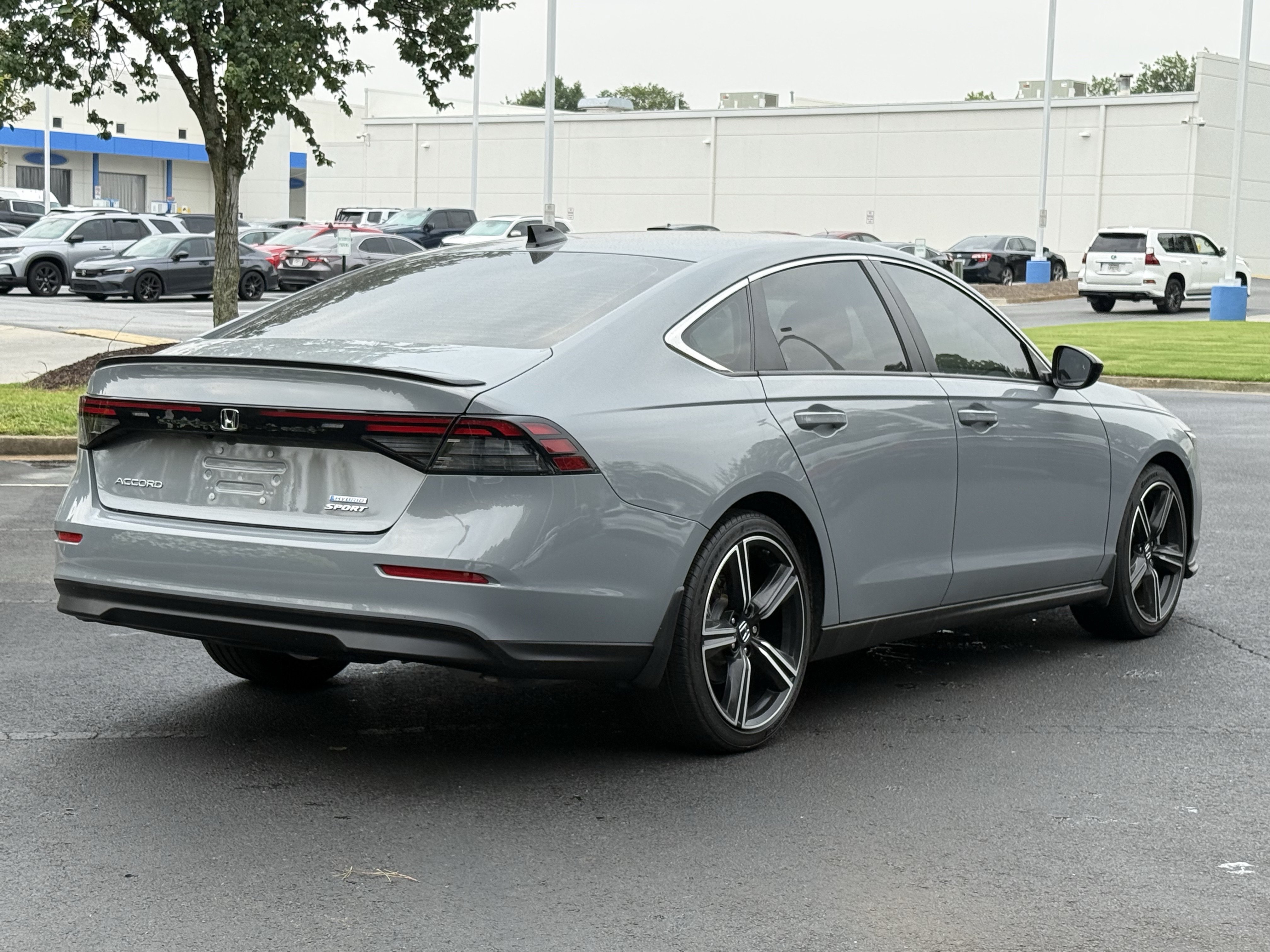 Used 2025 Honda Accord Sport image 13