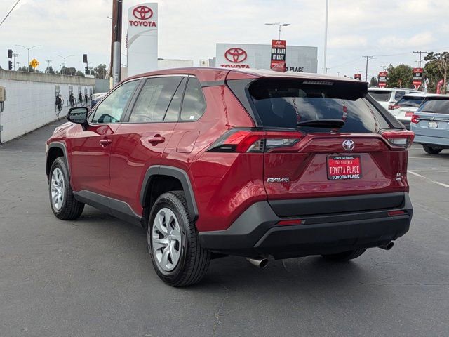 Used 2024 Toyota RAV4 LE AWD/4WD image 11