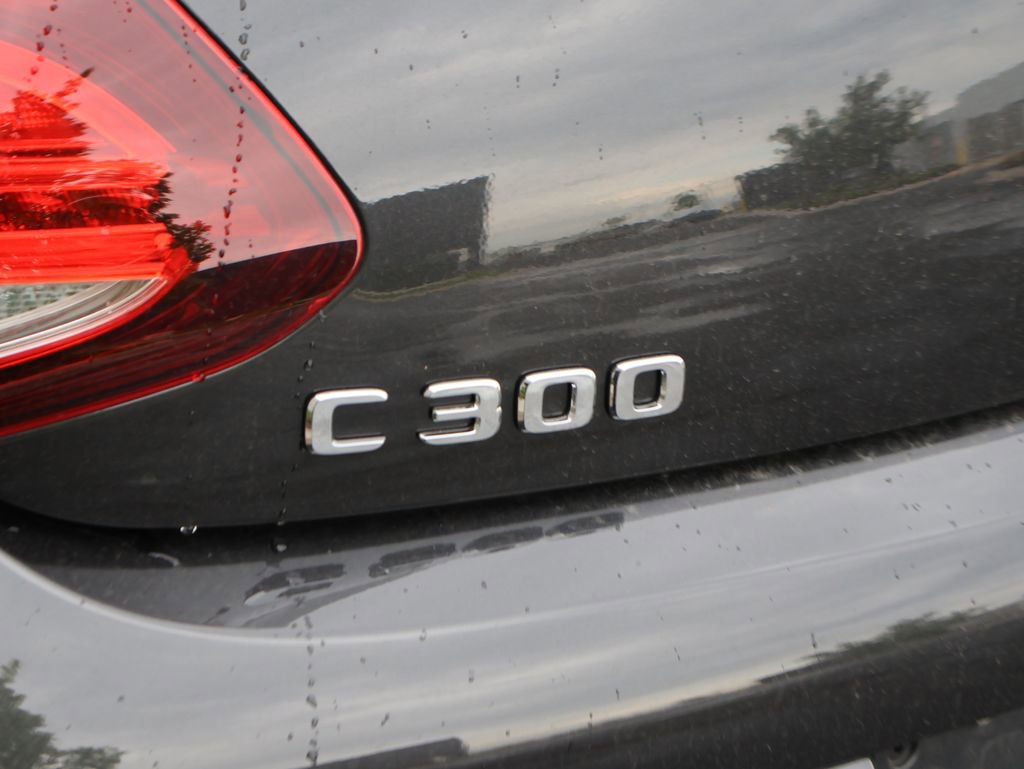 Used 2023 Mercedes-Benz C 300 4MATIC Coupe image 9