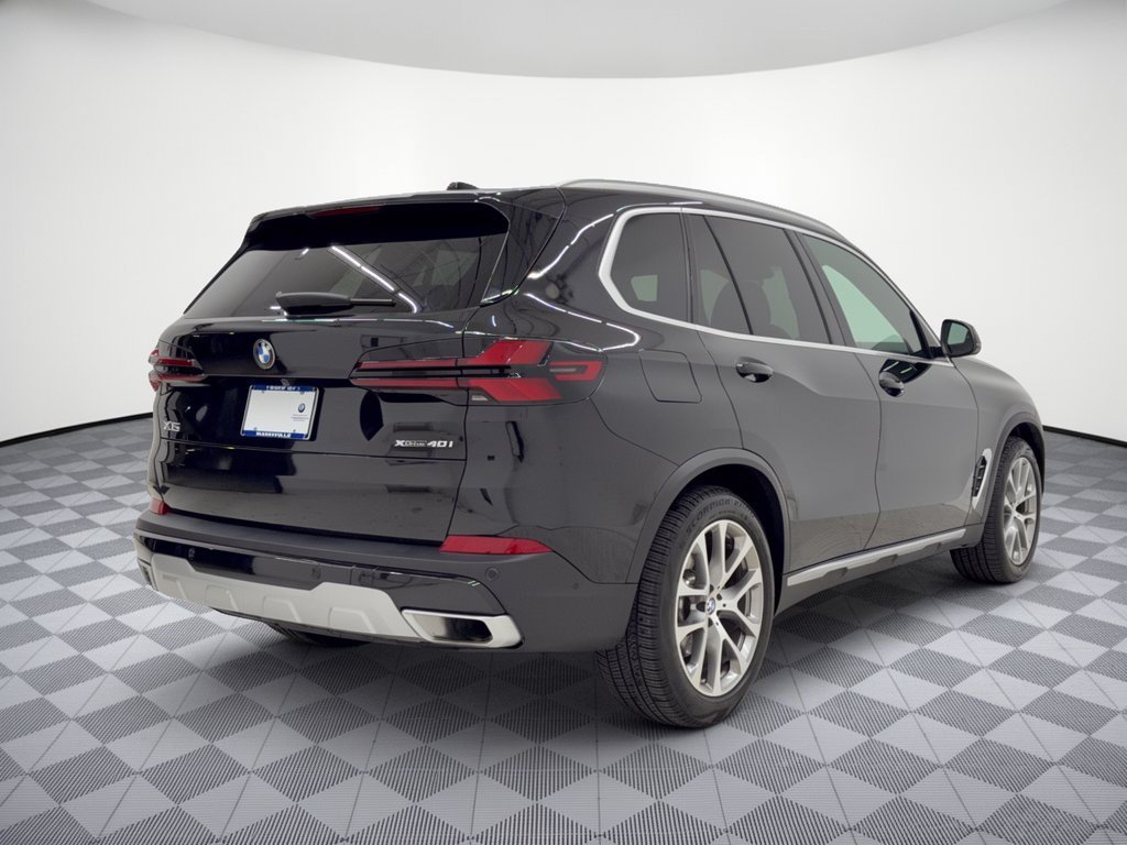 Certified 2024 BMW X5 xDrive40i w/ Premium Package AWD/4WD image 9