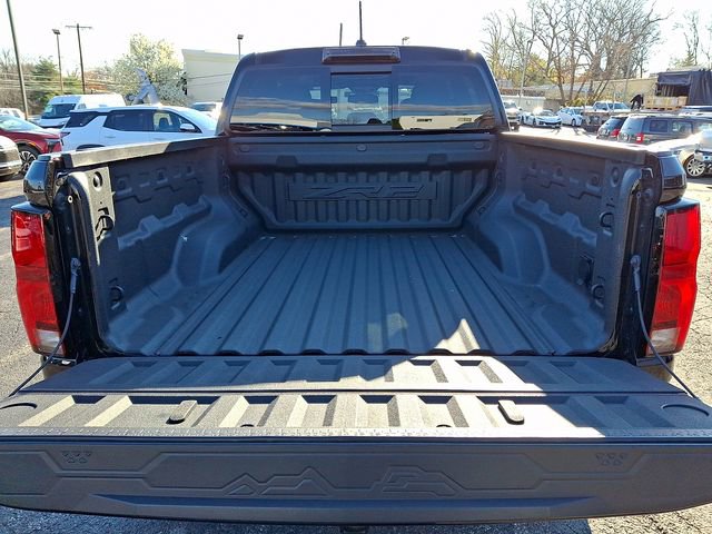 Certified 2024 Chevrolet Colorado ZR2 w/ Technology Package image 29
