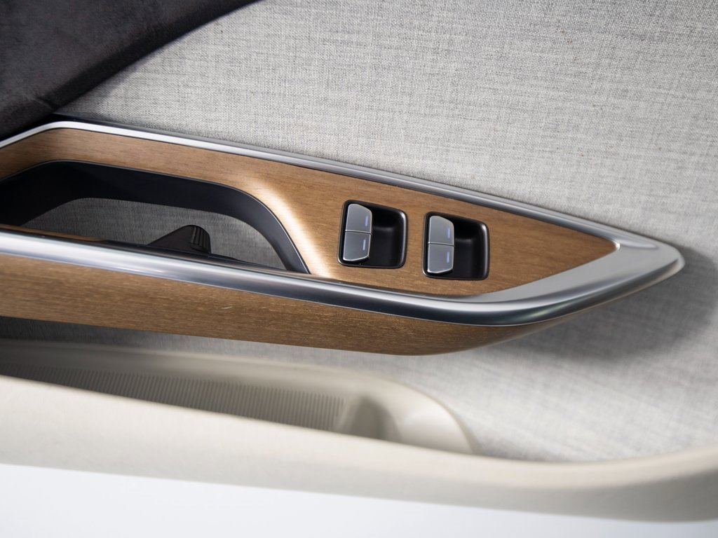 Used 2022 Lucid Air Grand Touring image 12