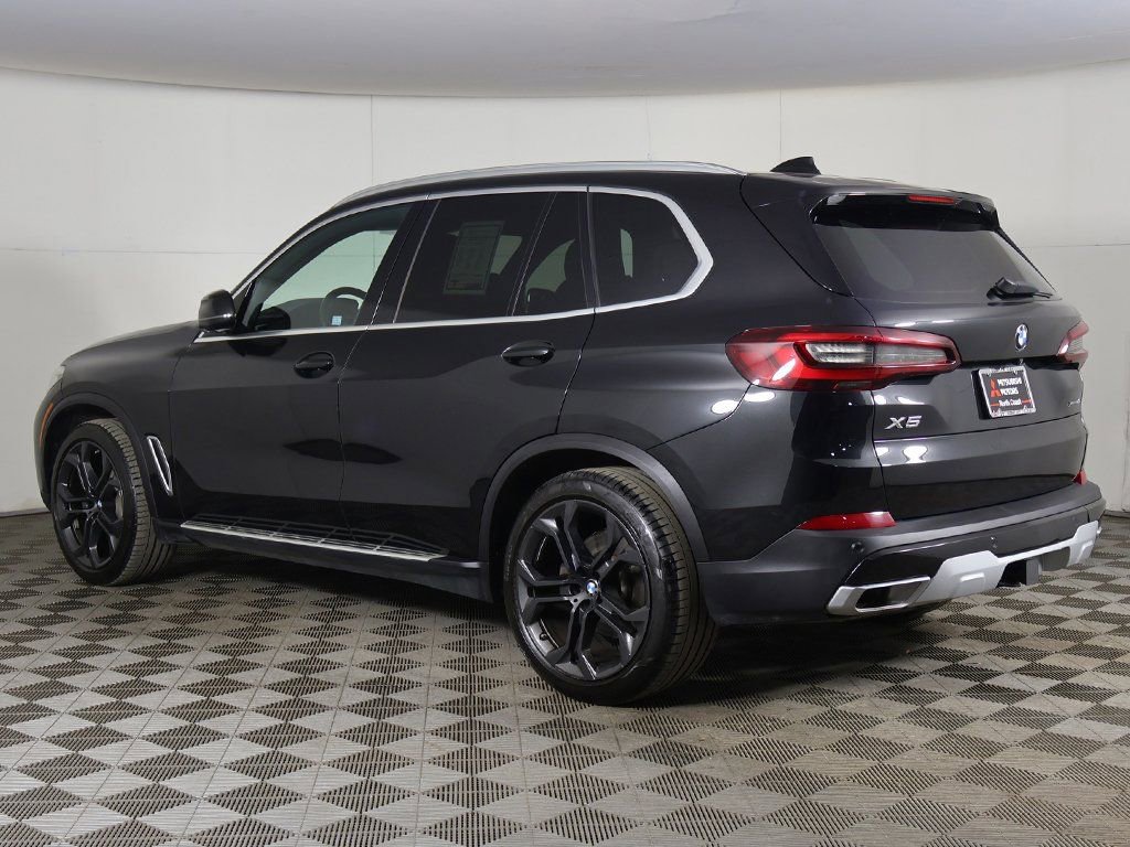 Used 2023 BMW X5 xDrive40i AWD/4WD image 12