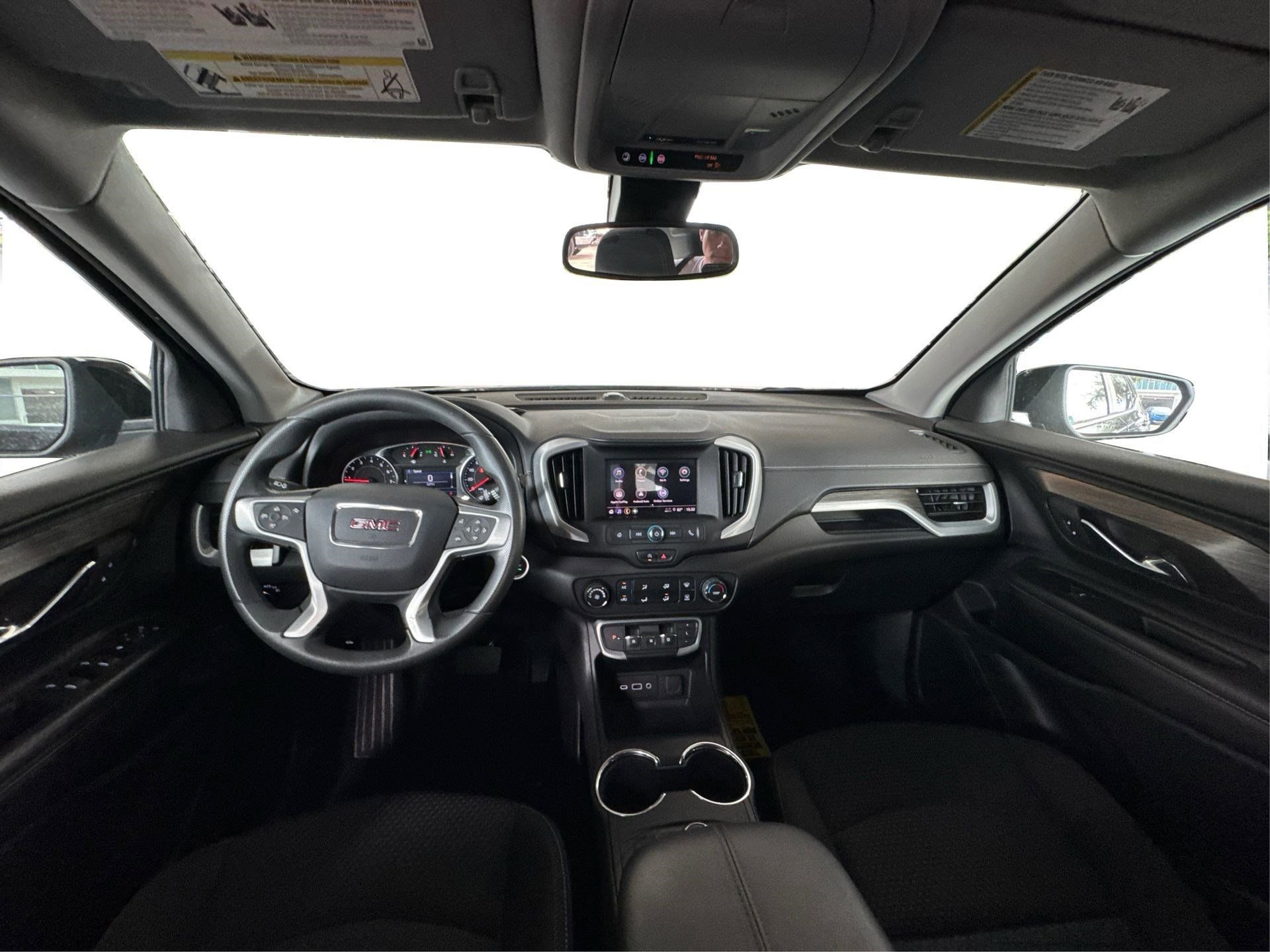 Used 2023 GMC Terrain SLE w/ Elevation Edition image 27
