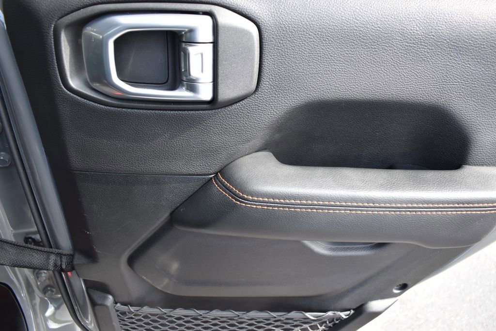 Used 2020 Jeep Gladiator Mojave image 14