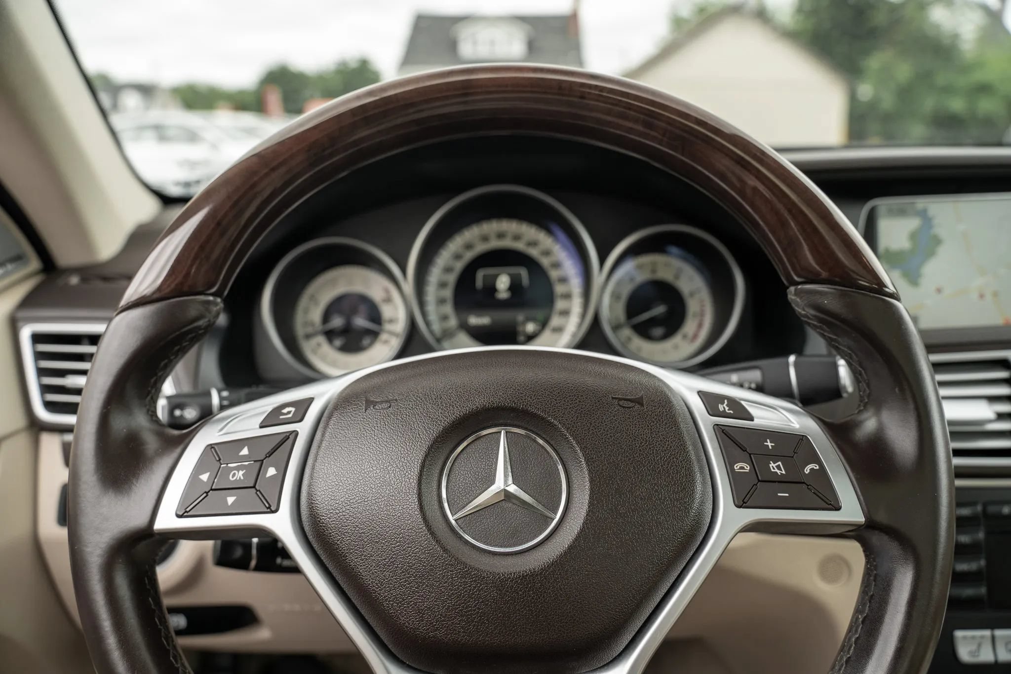 Used 2015 Mercedes-Benz E 400 Coupe w/ Premium 1 Package image 18