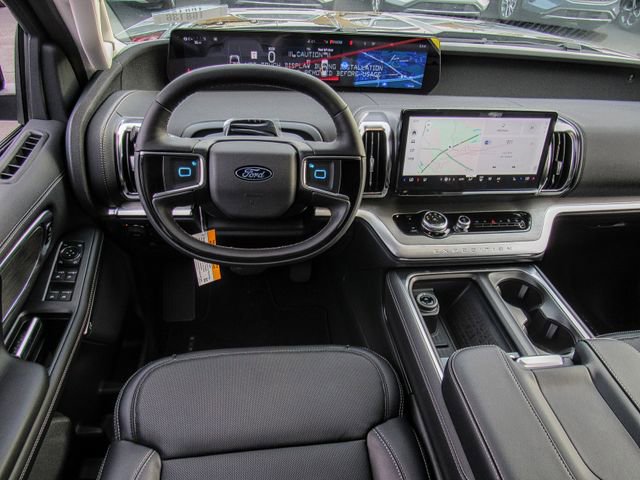 New 2025 Ford Expedition Max Platinum w/ Driver's Package image 19