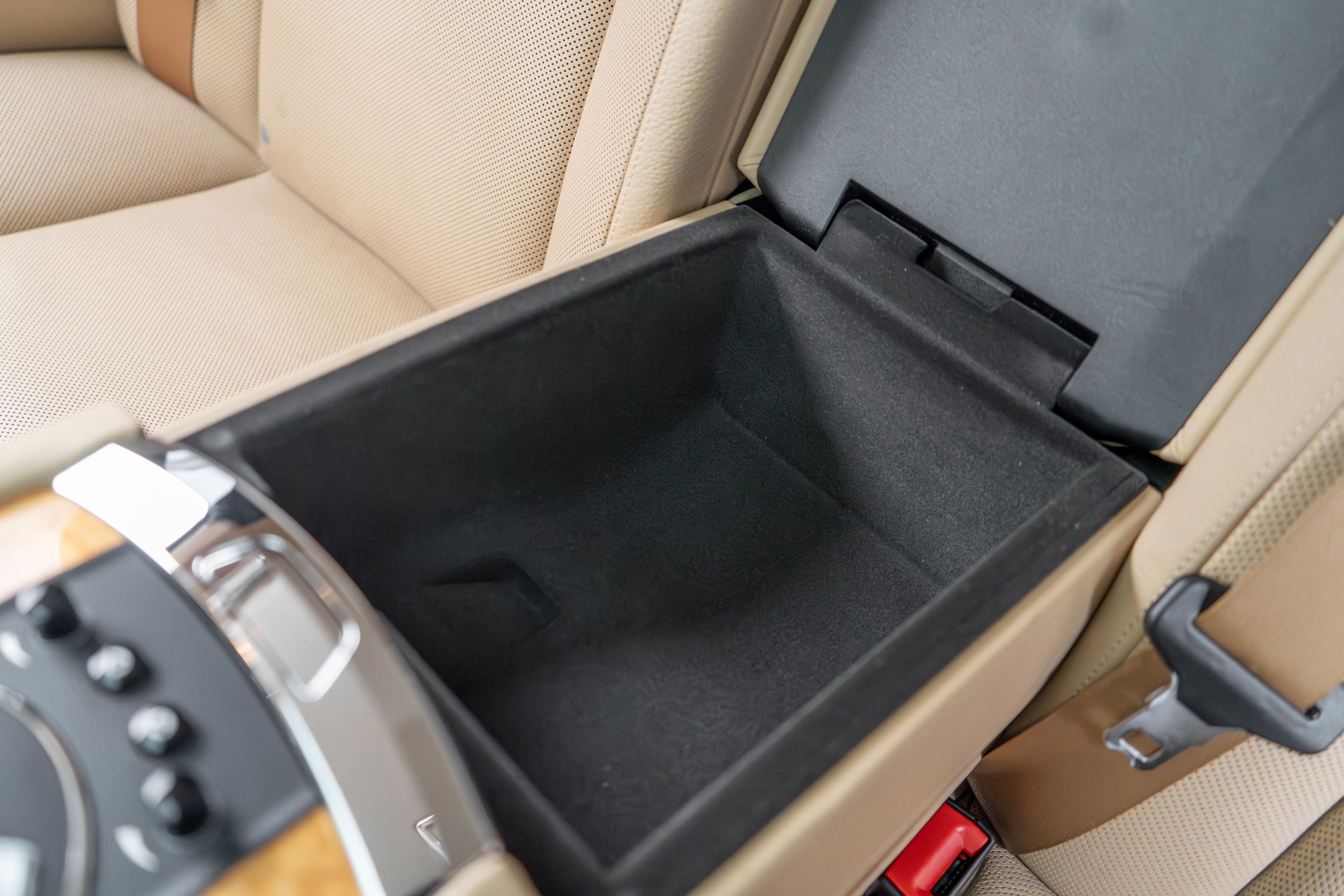 Used 2017 Rolls-Royce Ghost image 59