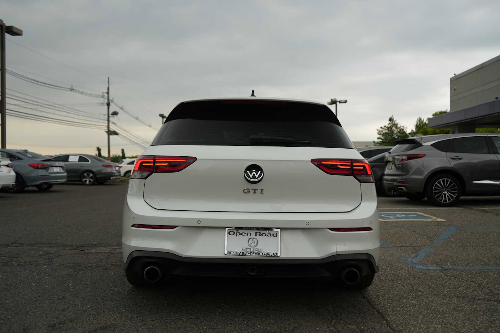 Used 2023 Volkswagen GTI SE FWD image 6