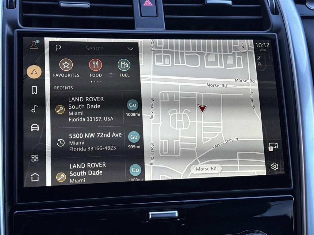 Used 2025 Land Rover Discovery S image 23