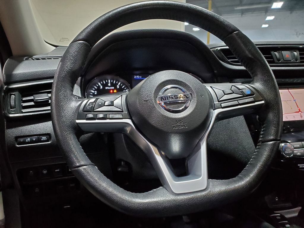 Used 2019 Nissan Rogue SV w/ Premium Package image 26