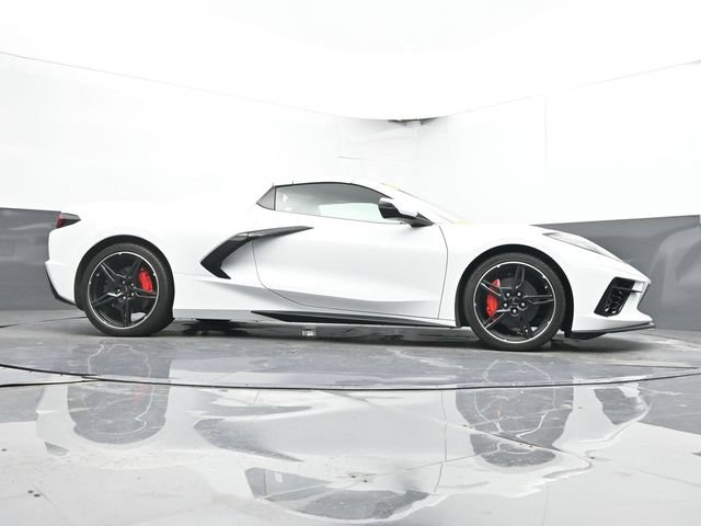 Used 2024 Chevrolet Corvette Stingray Premium Conv w/ Battery Protection Package RWD image 38