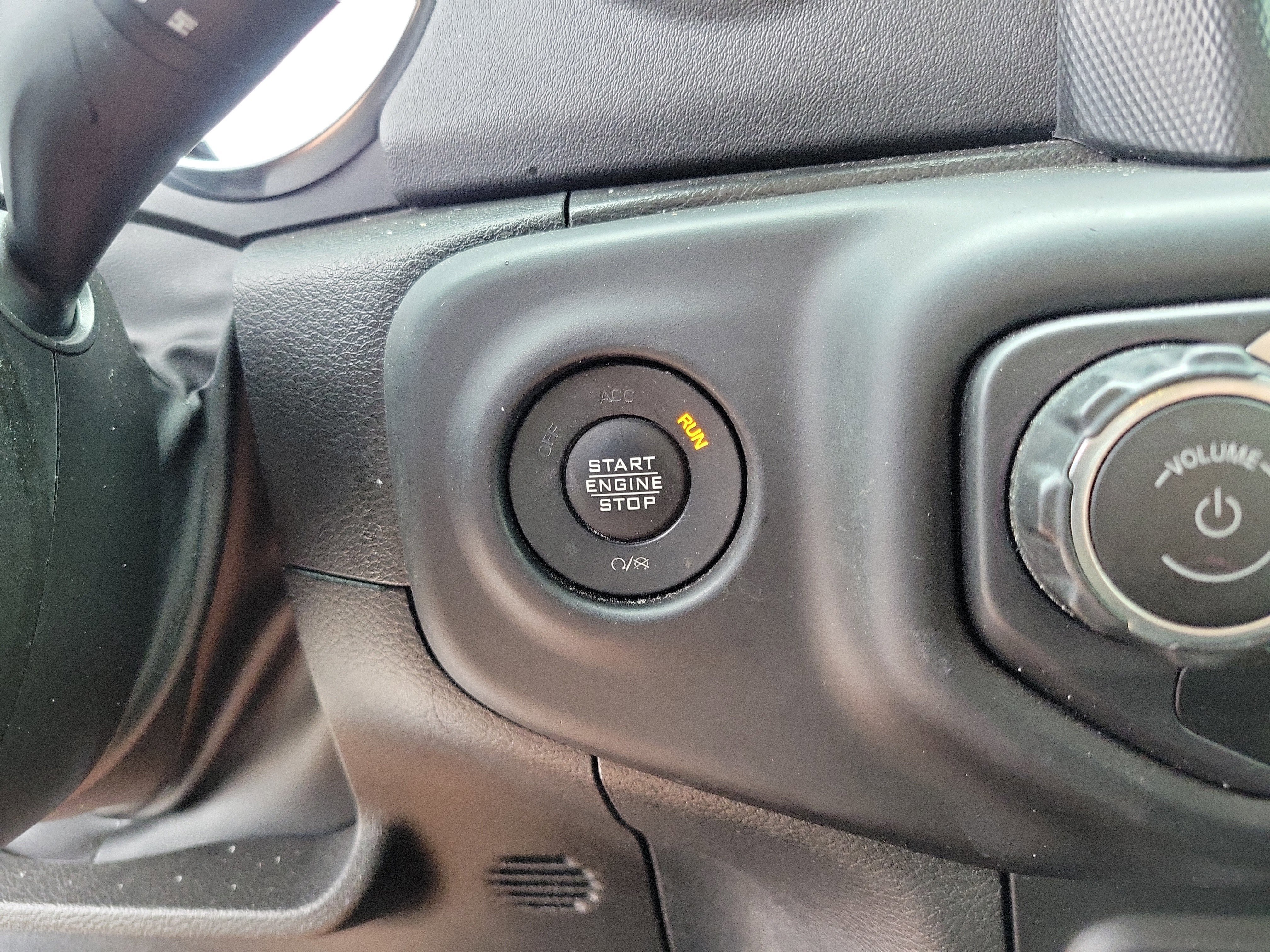 Used 2023 Jeep Gladiator Overland AWD/4WD image 27