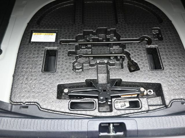 Used 2022 Toyota Camry SE image 14