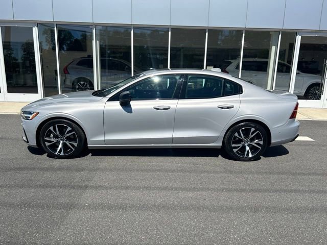Used 2023 Volvo S60 B5 Plus w/ Climate Package AWD/4WD video 2