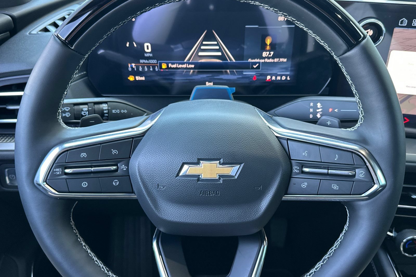 New 2026 Chevrolet Traverse LT w/ Enhanced Driving Package FWD image 25