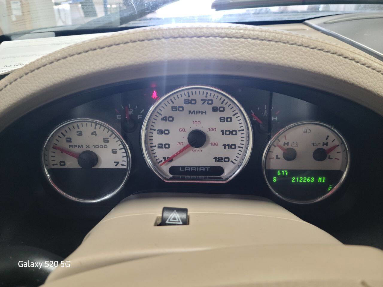 Used 2005 Ford F150 Lariat image 28