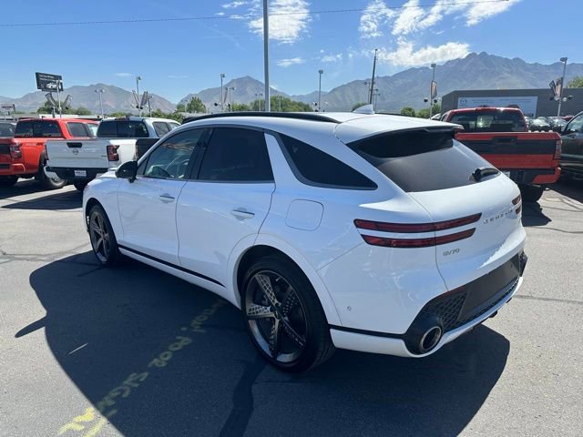 Used 2022 Genesis GV70 3.5T Sport w/ Sport Prestige Package AWD/4WD image 8