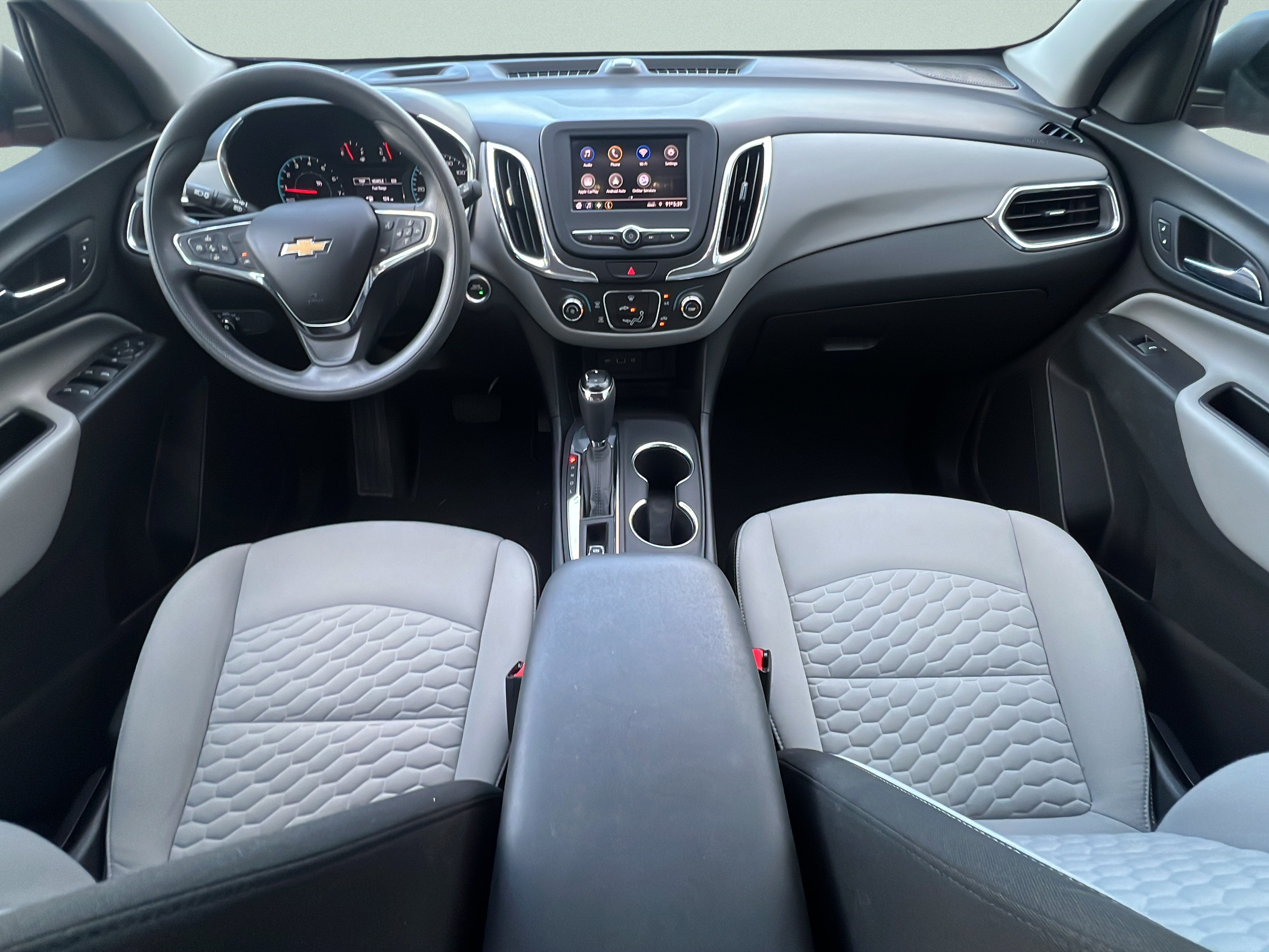 Used 2020 Chevrolet Equinox LS FWD image 11