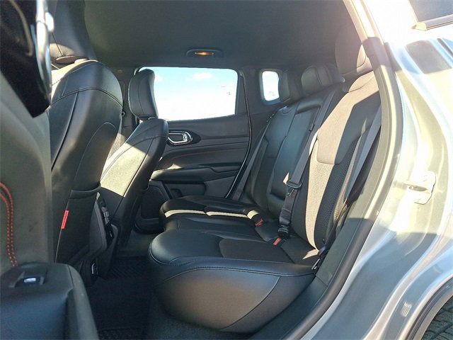 Used 2024 Jeep Compass Trailhawk w/ Trailhawk Convenience Group image 10