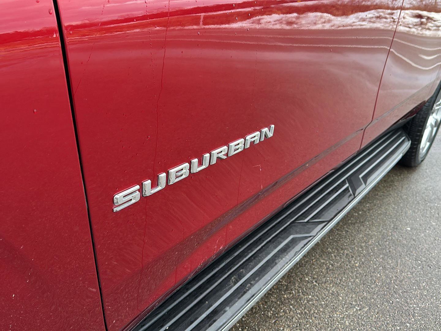 Used 2022 Chevrolet Suburban High Country image 10