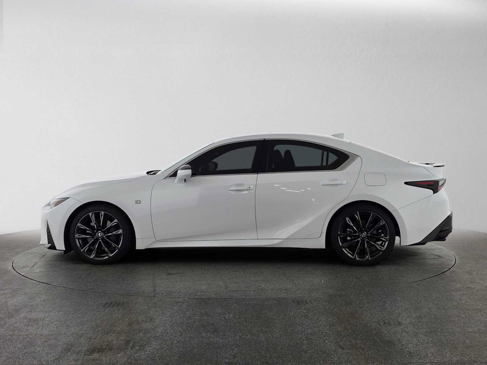 Used 2024 Lexus IS 350 F Sport RWD image 2