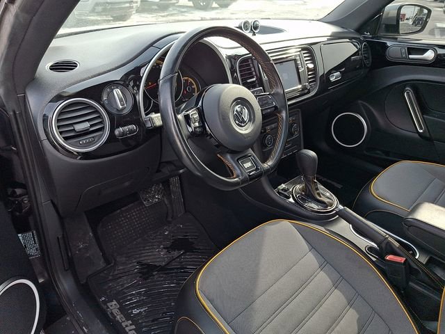 Used 2016 Volkswagen Beetle 1.8T Dune w/ Dune Technology Package image 11