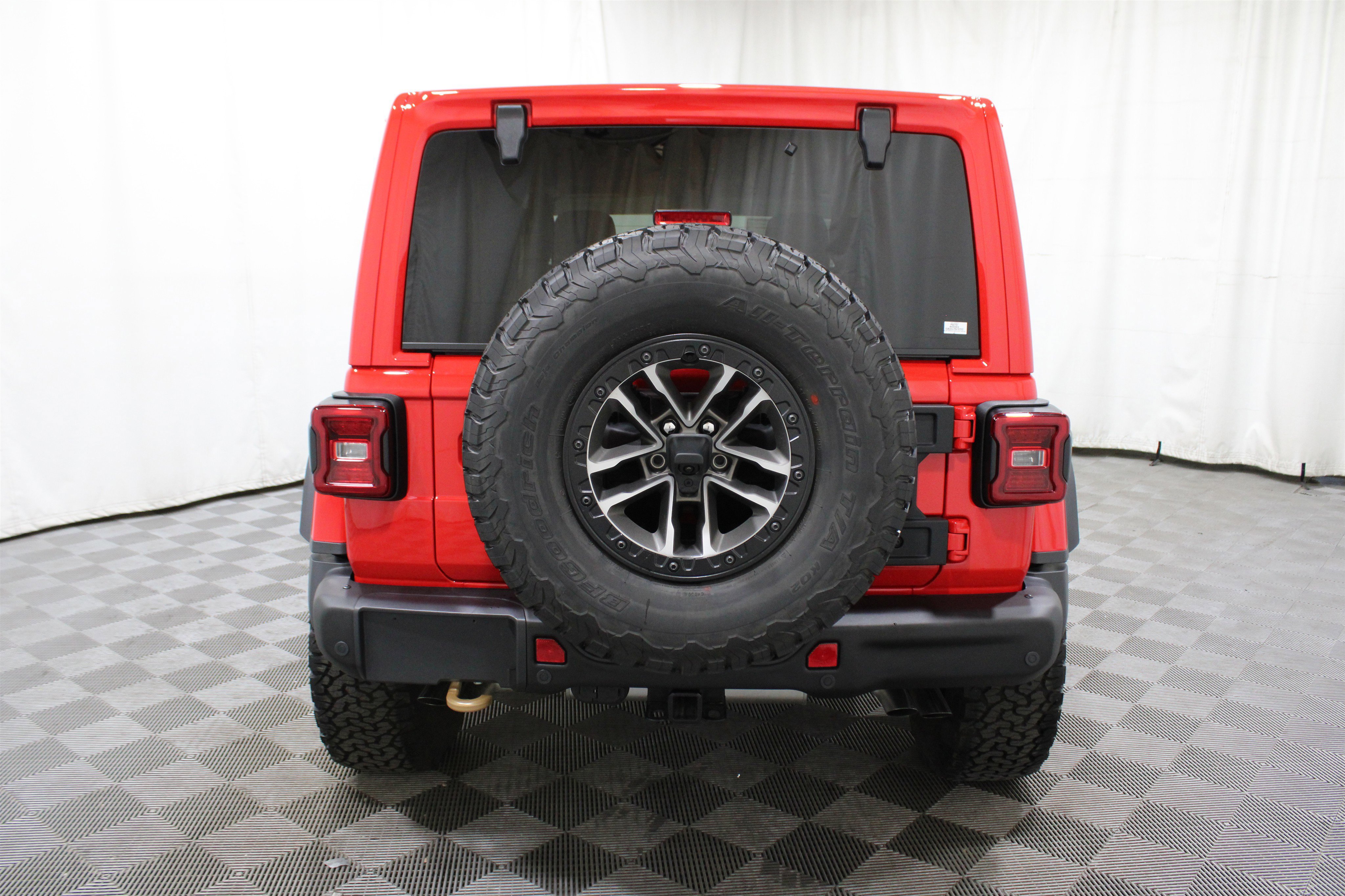 Used 2024 Jeep Wrangler Unlimited Rubicon 392 image 34