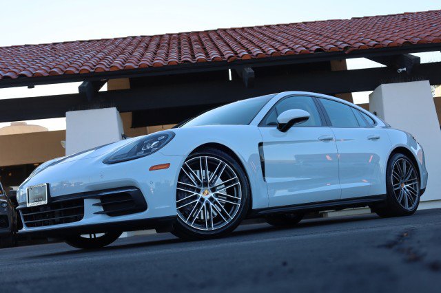 Used 2020 Porsche Panamera 4 AWD/4WD image 3