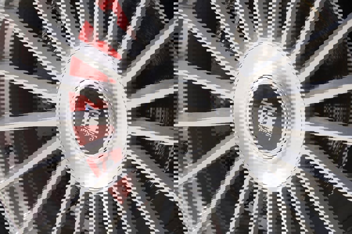 Used 2024 BMW X6 xDrive40i w/ Premium Package image 31