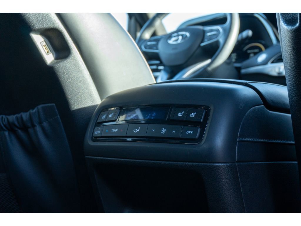 Used 2020 Hyundai Palisade Limited image 19
