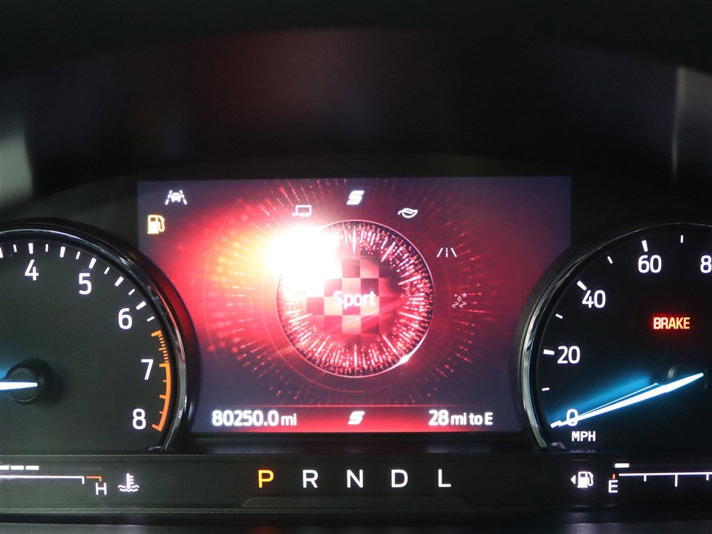 Used 2022 Ford Explorer XLT w/ Equipment Group 202A AWD/4WD image 29