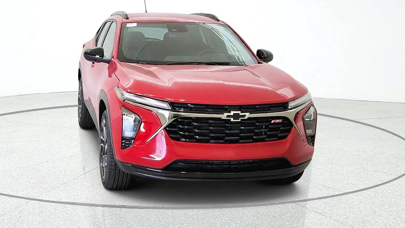 New 2026 Chevrolet Trax RS w/ Driver Confidence Package FWD image 2