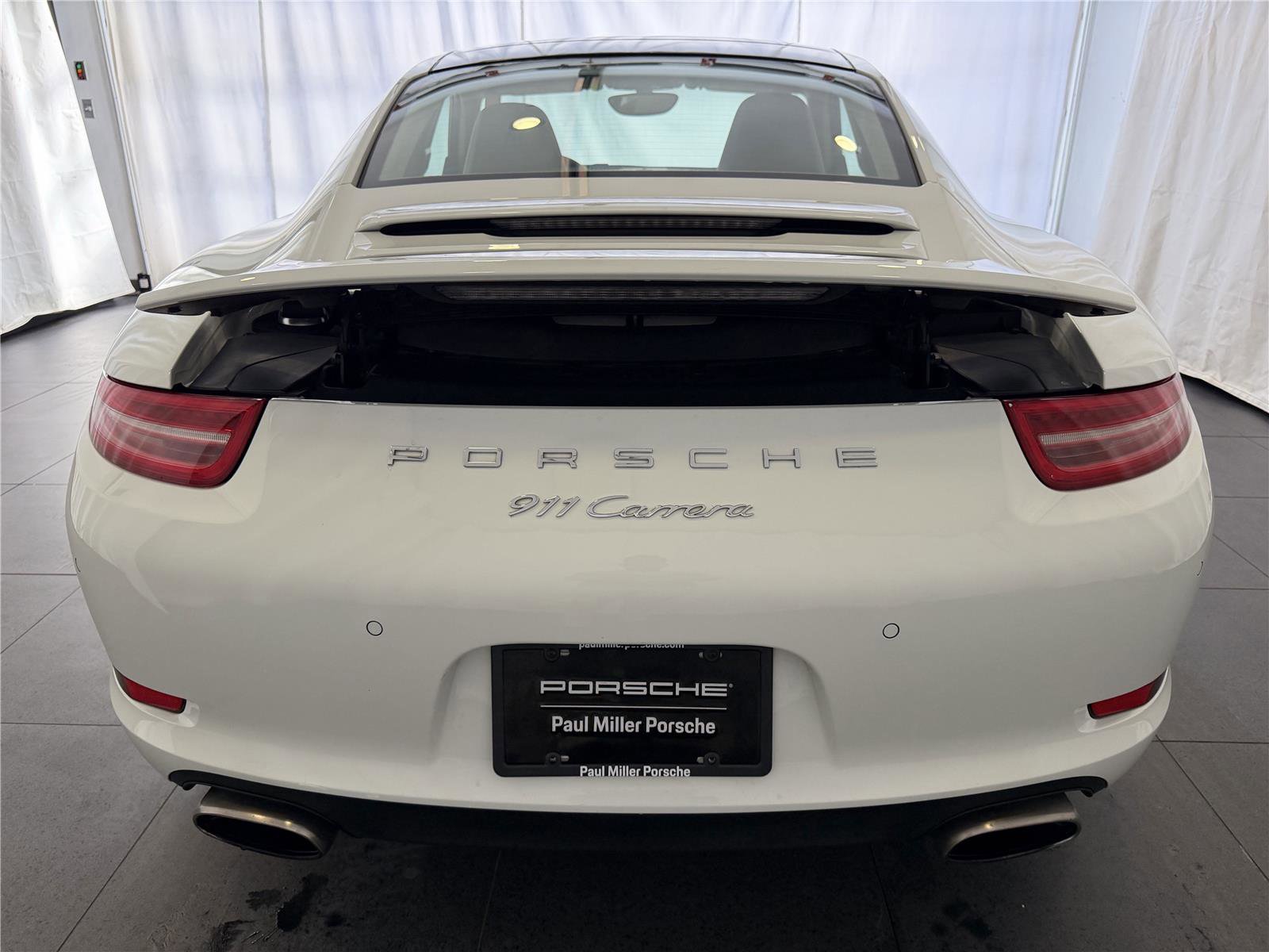 Used 2015 Porsche 911 Carrera image 8