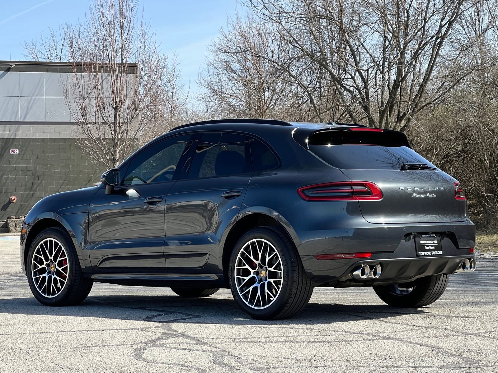 Used 2017 Porsche Macan Turbo image 3