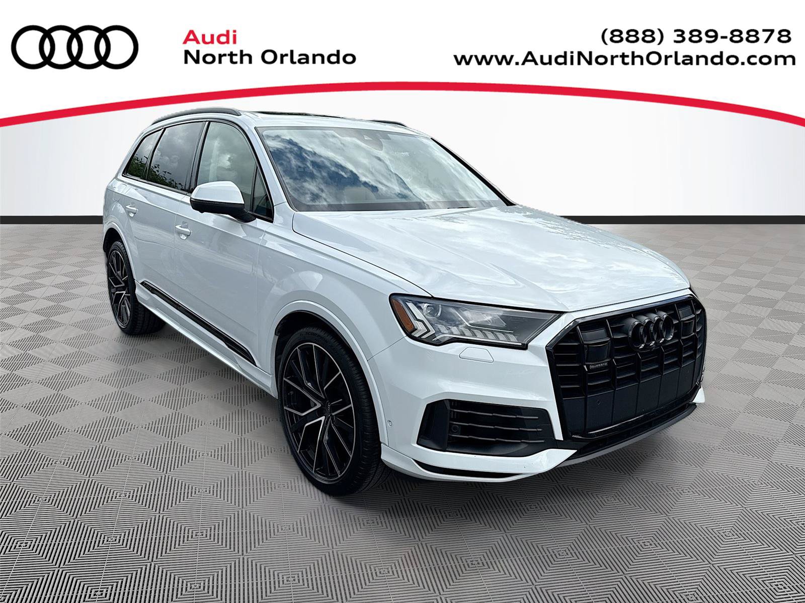 Used 2023 Audi Q7 3.0T Prestige w/ Prestige Package AWD/4WD image 1