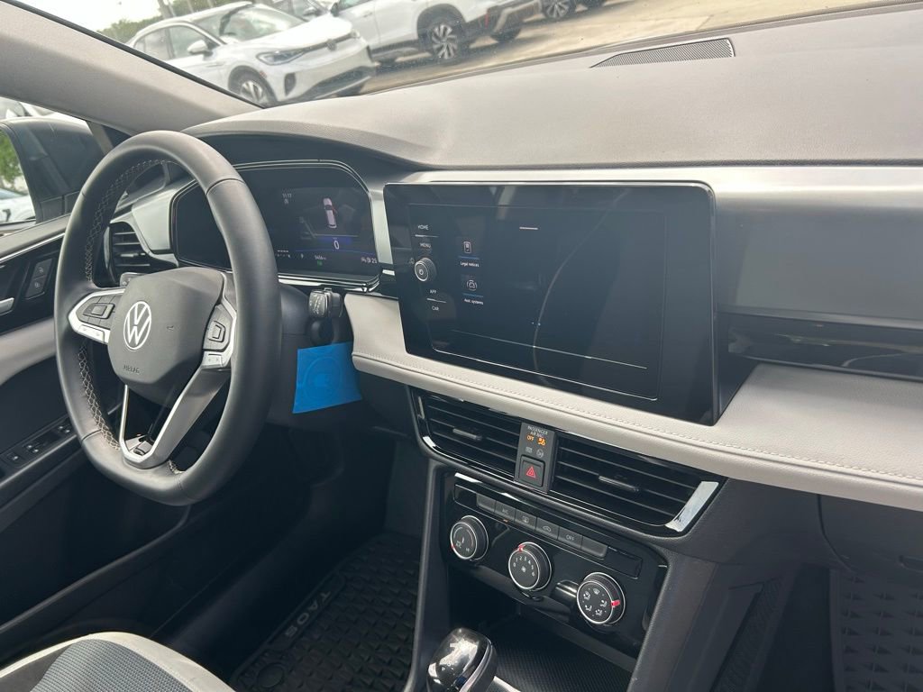 Certified 2025 Volkswagen Taos S image 34