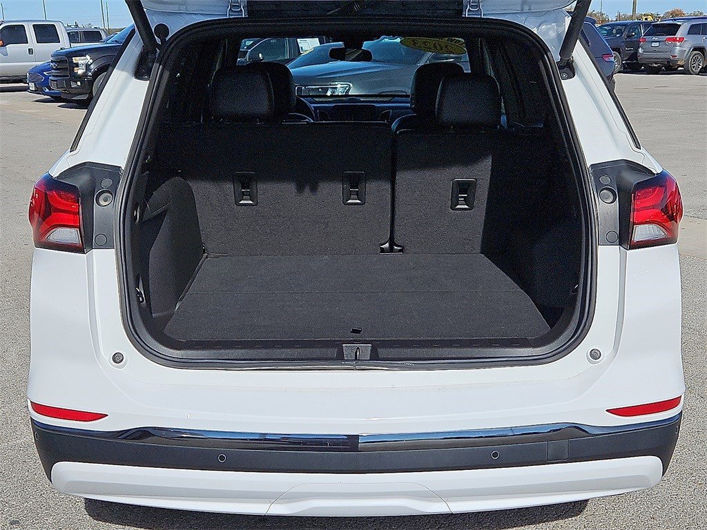 Used 2023 Chevrolet Equinox RS image 16