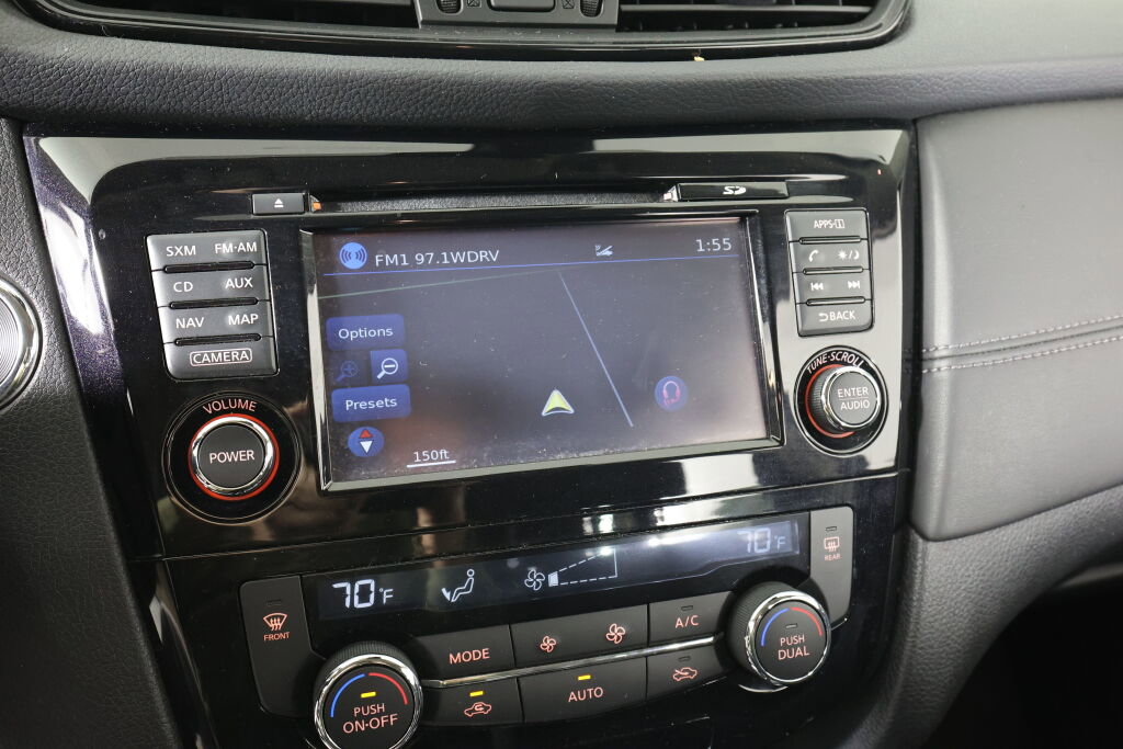 Used 2017 Nissan Rogue SL image 37