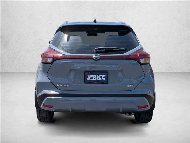 Used 2023 Nissan Kicks SR FWD image 7