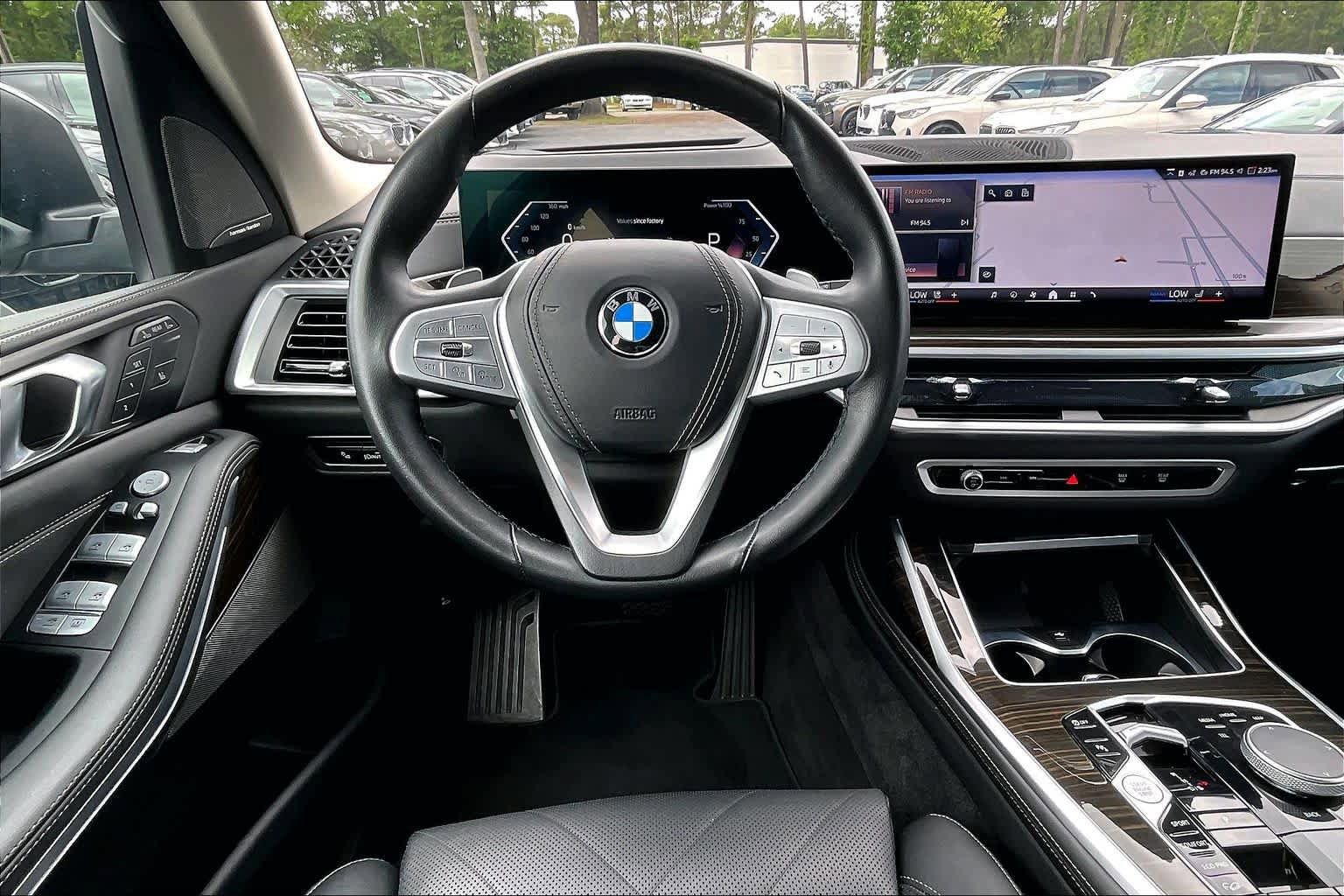 Certified 2025 BMW X7 xDrive40i w/ Premium Package AWD/4WD image 6
